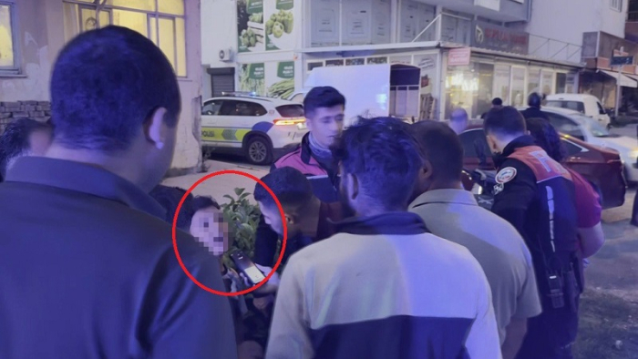 Serik’te Kaza Sonrası İlginç Anlar: Çocuklar Ambulansa Binmedi