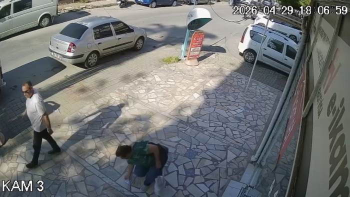 Alanya’da Örnek Davranış: Bulduğu 700 Euroyu Sahibine Ulaştırdı