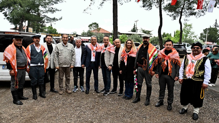 Ümit Uysal Yörüklerle Keşkek Şöleni’nde Buluştu
