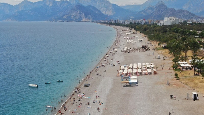 Dünyaca ünlü sahil 19 Mayıs'ta doldu taştı