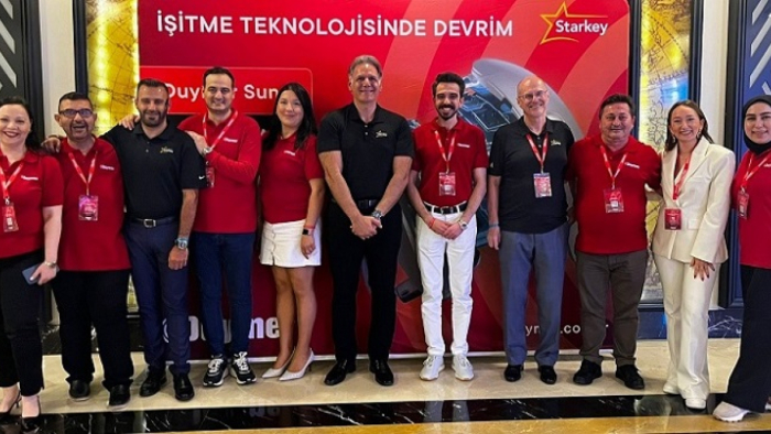 Duymer yapay zeka destekli yeni işitme cihazı Omega AI’ı Antalya’da tanıttı!