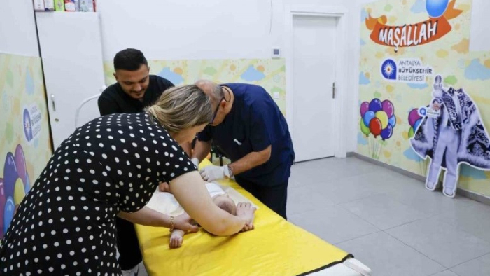 Antalya'da Büyükşehir Belediyesi'nin Ücretsiz Sünnet Hizmetinden 3 Bin 151 Çocuk Yararlandı
